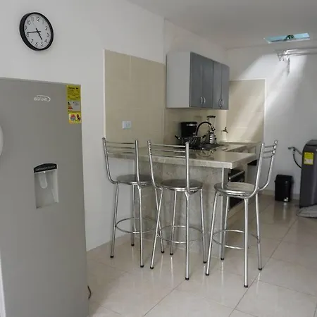 Apartamento De 2 Habitaciones Central En Cali Exterior foto