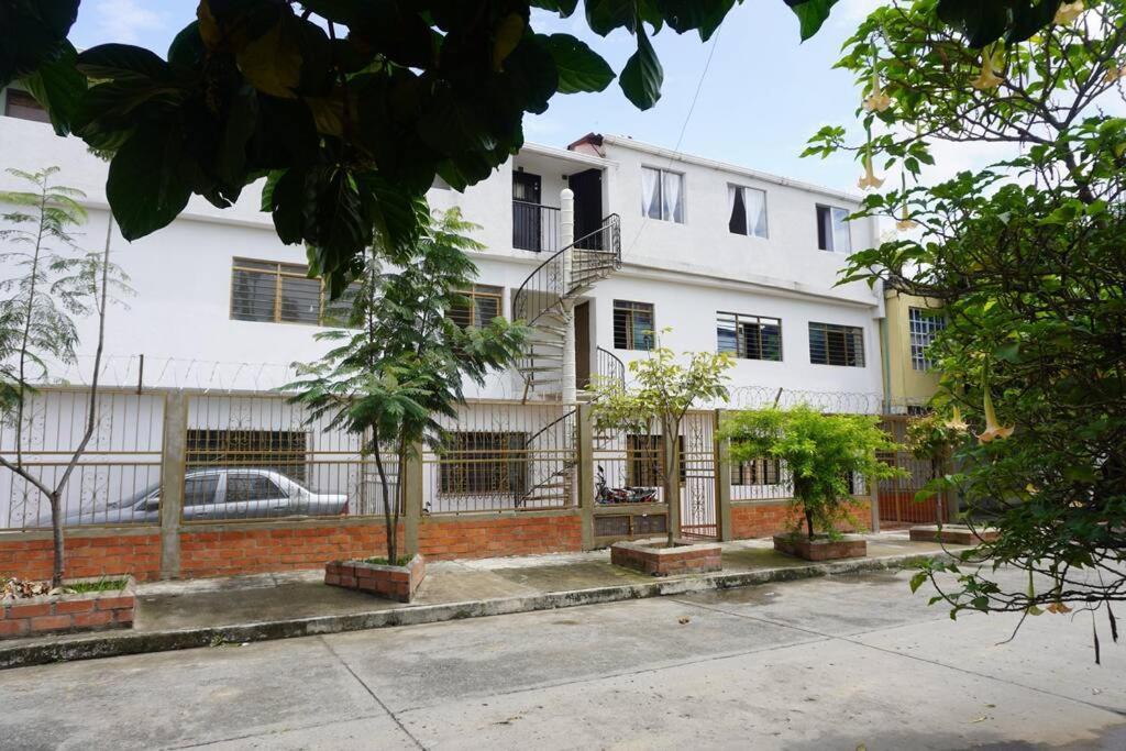 Apartment De 2 En *